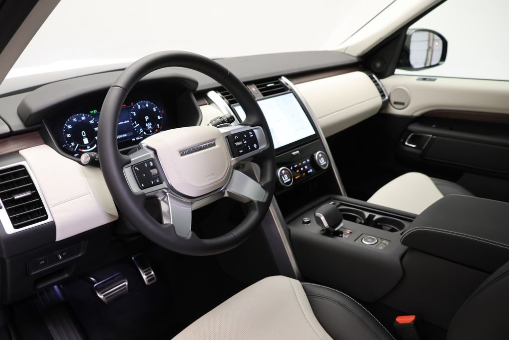 New 2026 Varesine Blue Land Rover Dynamic SE image 29