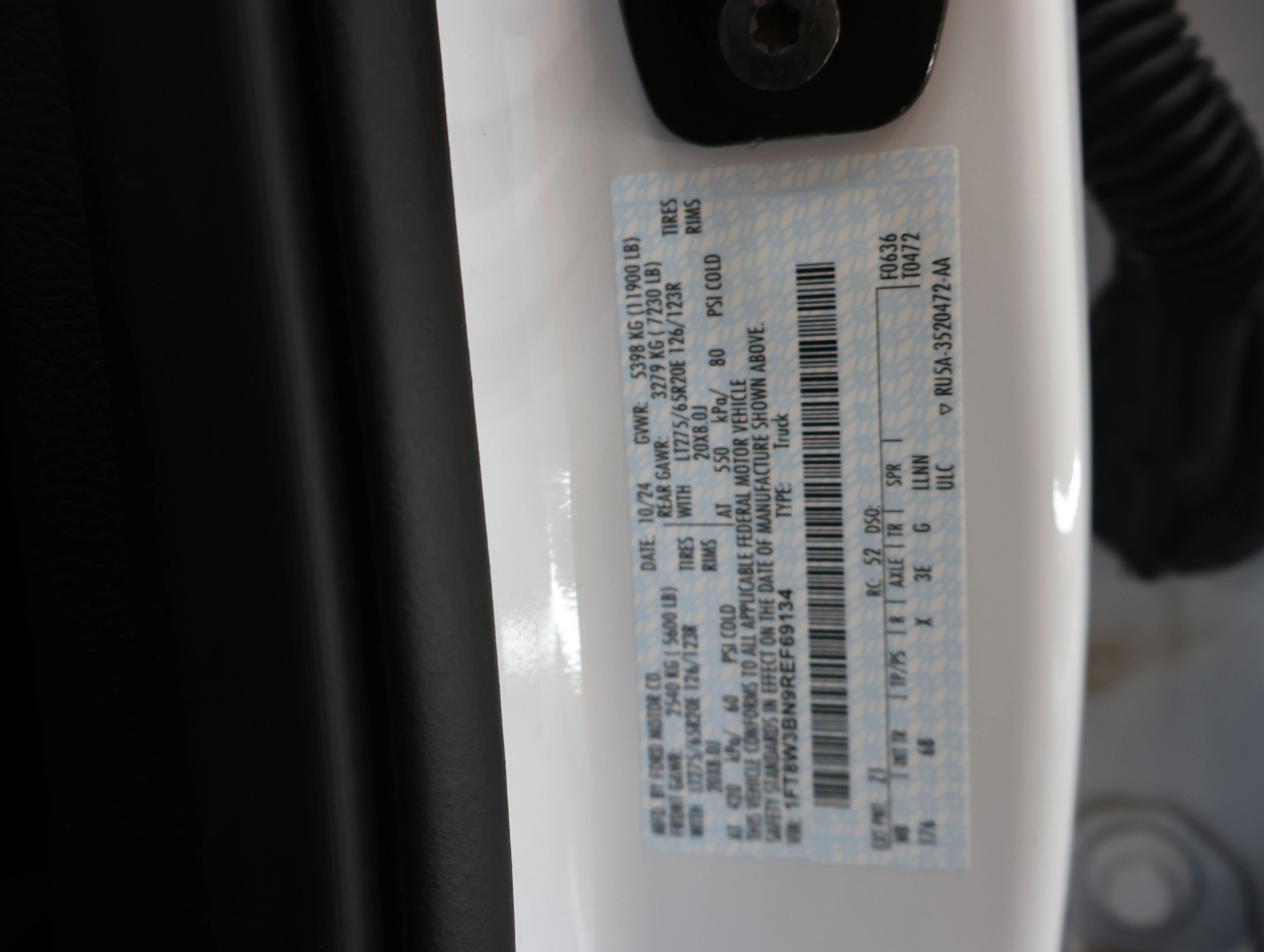 Used 2024 Oxford White Ford Lariat image 68