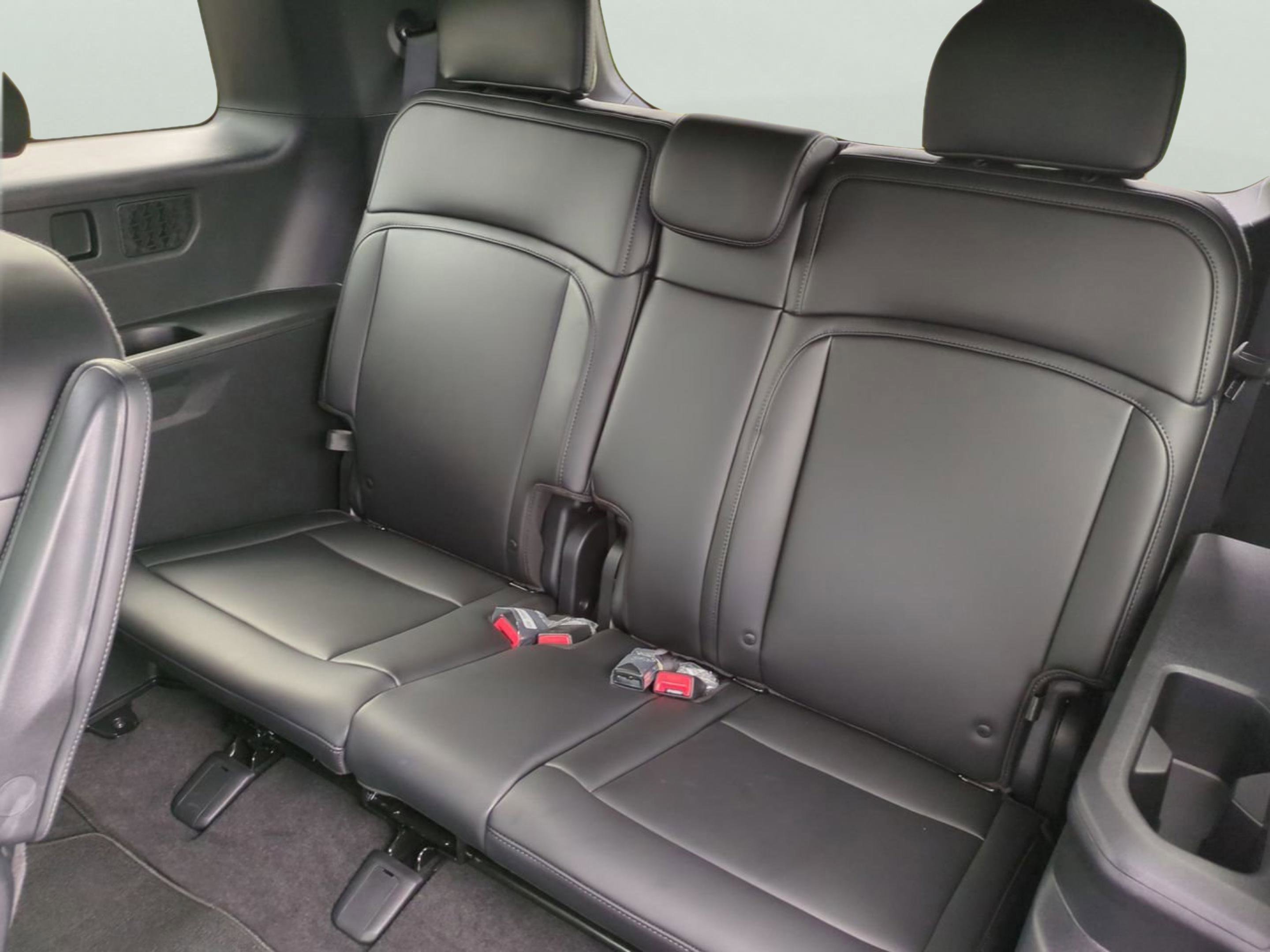 New 2027 Ebony Black Kia X-Line SX image 17