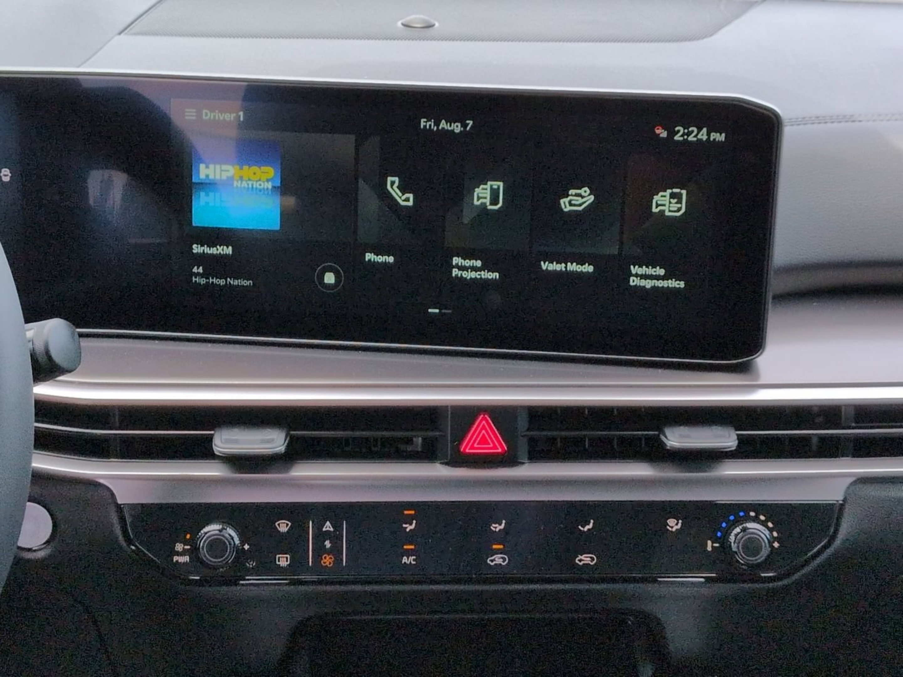 New 2026 Ivory Silver Kia LX image 11