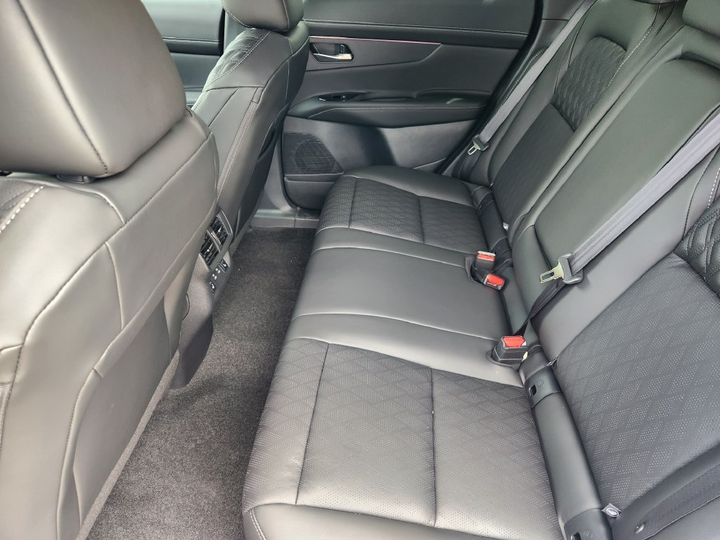 New 2026 Everest White Pearl TriCoat Nissan Platinum image 31