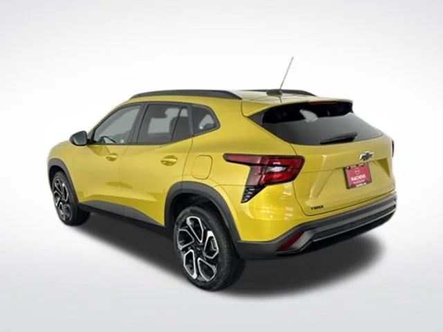 Used 2025 Yellow Chevrolet 2RS image 13