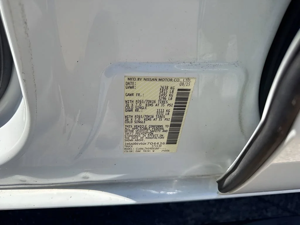 Used 2016  Nissan SV image 29