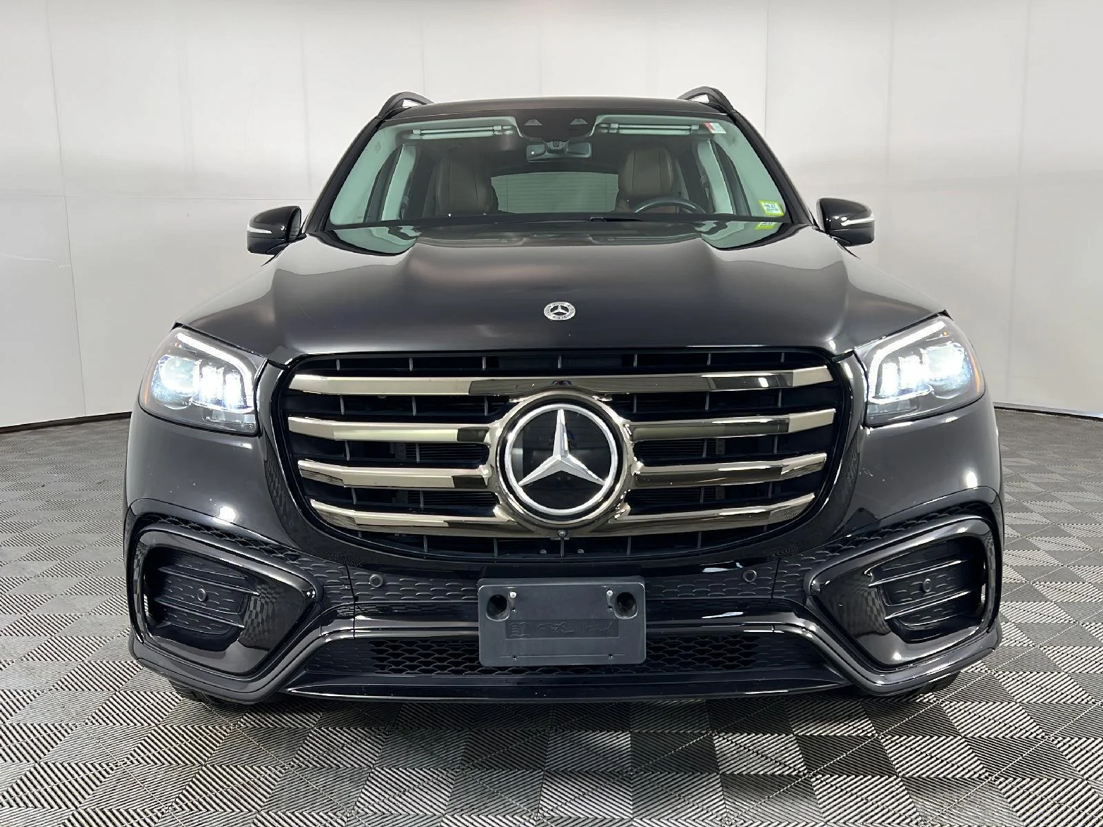 Used 2024 Obsidian Black Metallic Mercedes-Benz GLS 580 image 13