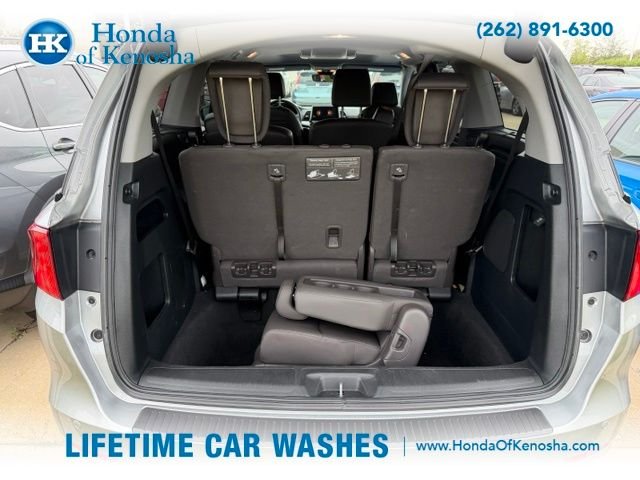 Certified Used 2024 Lunar Silver Metallic Honda Touring image 7