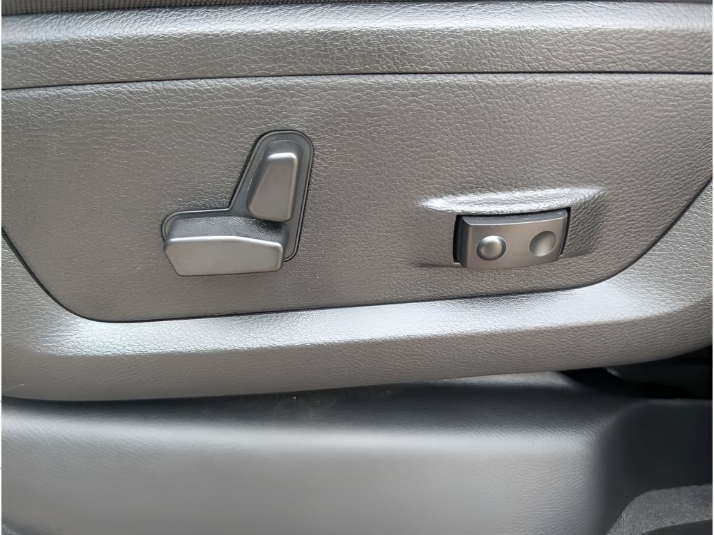 2026 RAM 2500 Big Horn - Photo 16