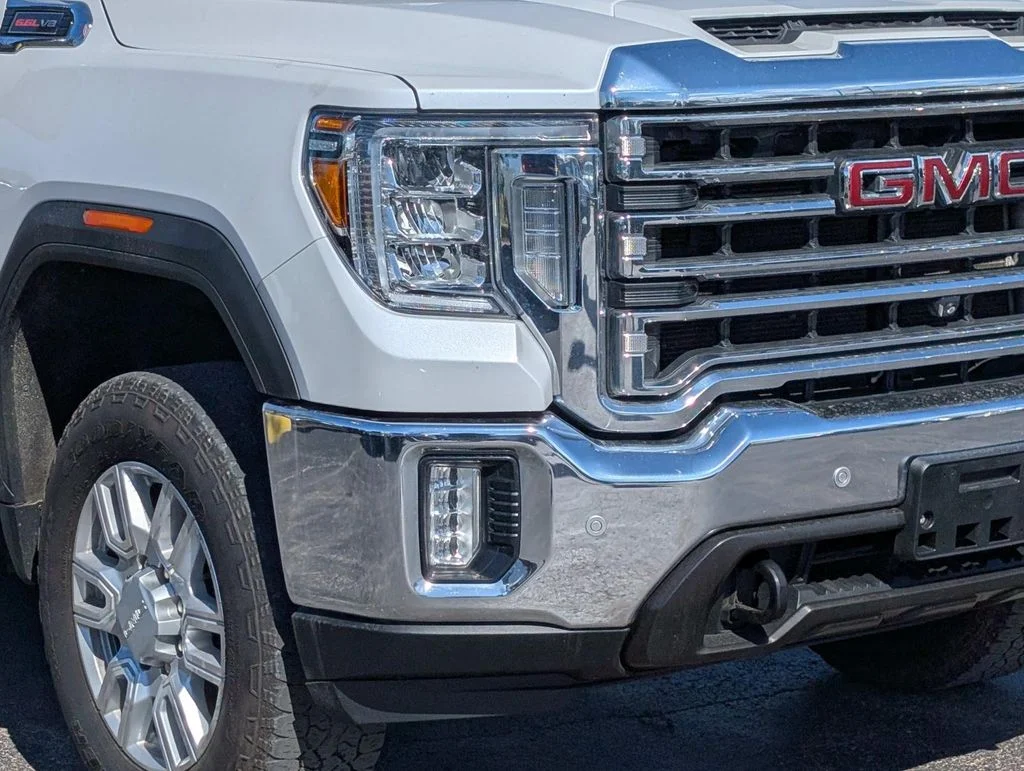 Used 2020 White GMC SLT image 5