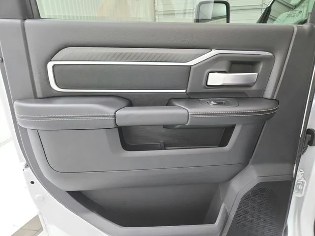 New 2026 Bright White Clearcoat RAM Big Horn image 39