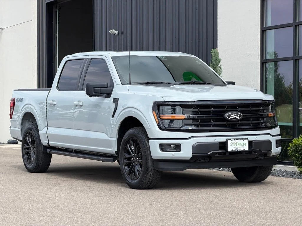 Used 2024 Gray Ford XLT image 4