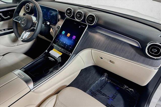 New 2026 Polar White Mercedes-Benz GLC 300 image 55