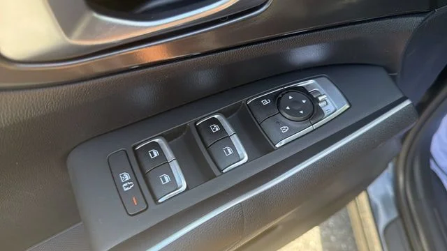 Certified Used 2023 Gray Kia LX image 10