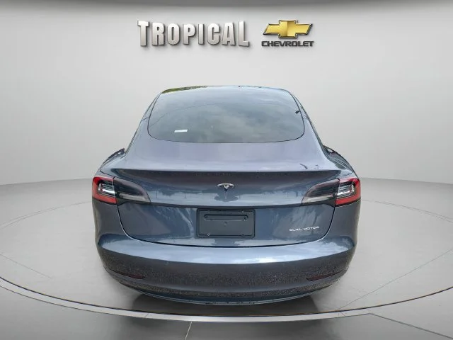 Used 2022 Gray Tesla Long Range image 4