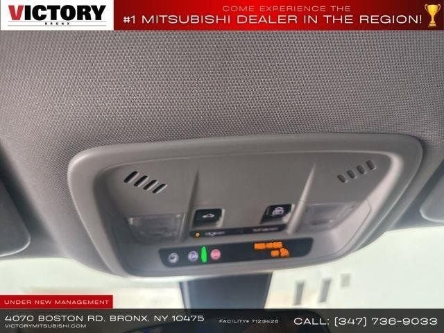 Used 2022 Gray Chevrolet LT image 43