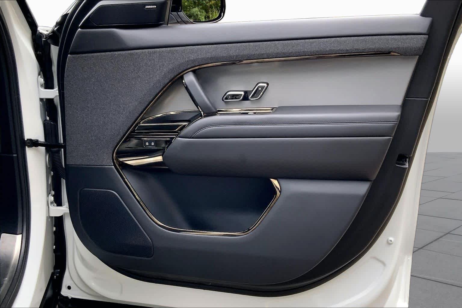 2024 Land Rover Range Rover Sport SE - Photo 22