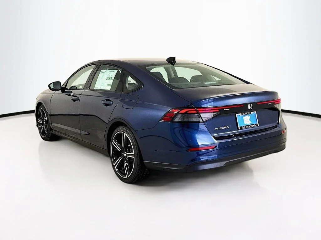 New 2026 Canyon River Blue Metallic Honda SE image 5