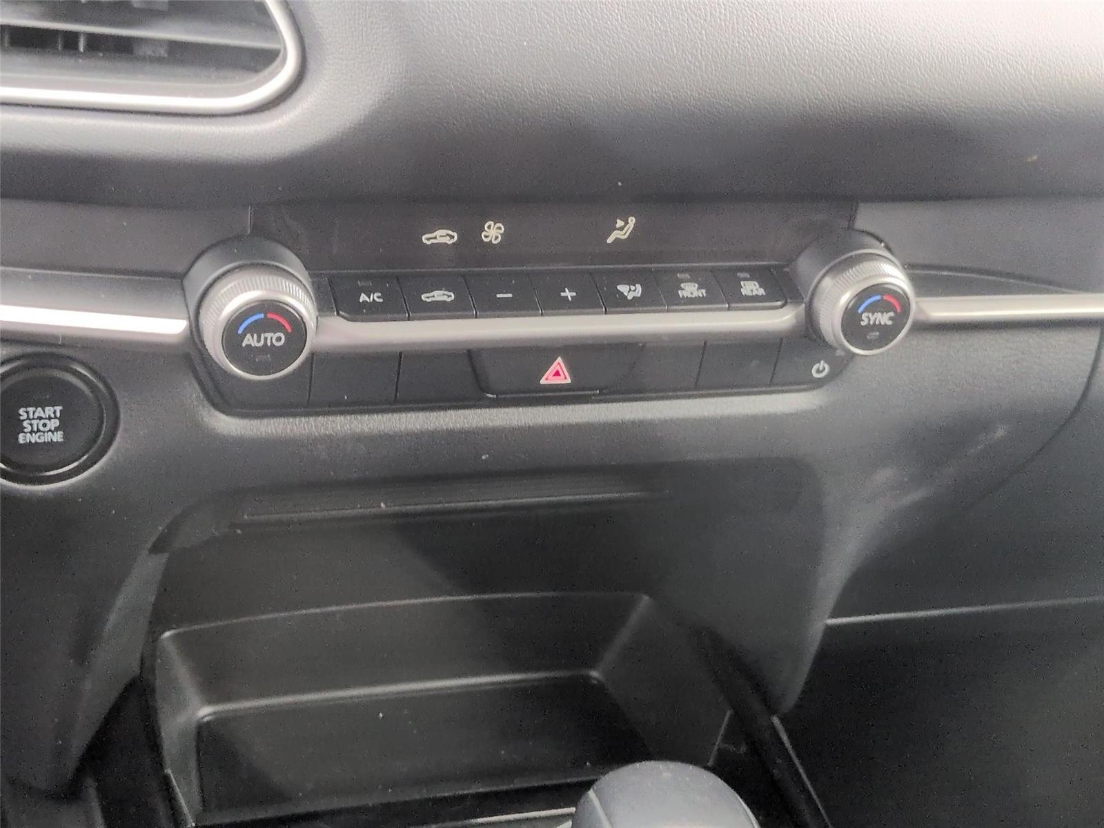 Used 2024 Platinum Quartz Metallic Mazda 2.5 S Select Sport image 28