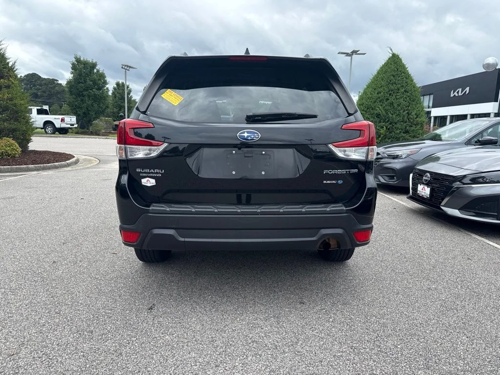 Used 2020 Black Subaru Premium image 4