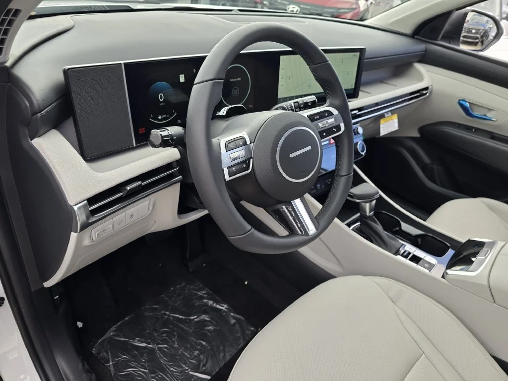 New 2026 Gray Hyundai SEL Premium image 15