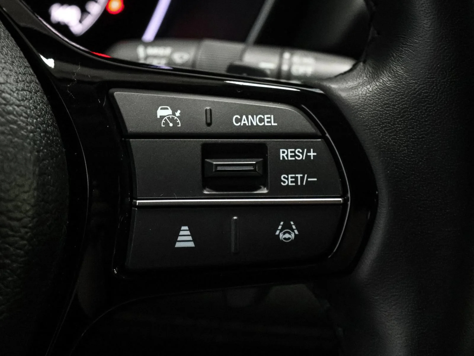 2025 Honda Pilot EX-L - Photo 36