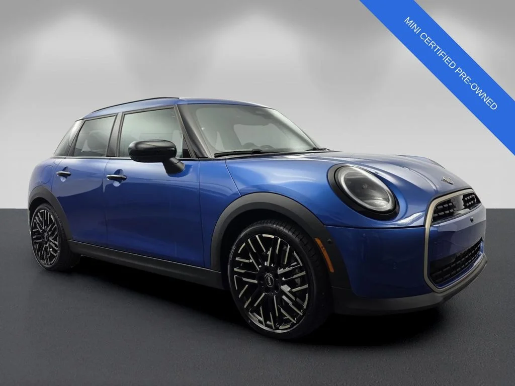 2025 MINI Hardtop Cooper S's photo