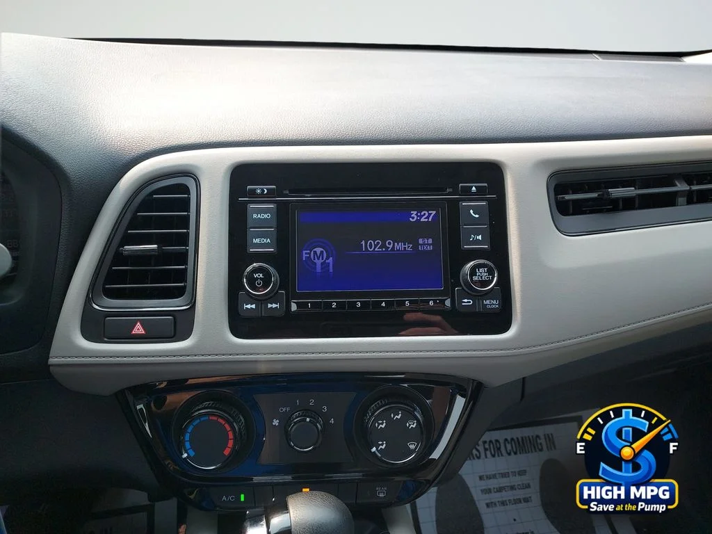 Used 2021 Silver Honda LX image 12