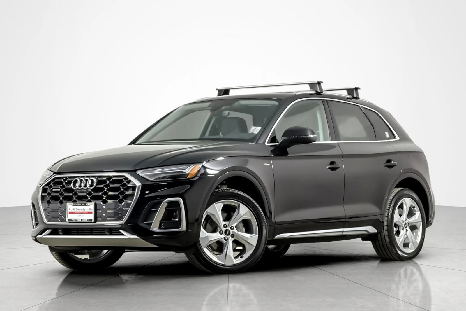 2025 Audi Q5 45 Premium Plus's photo