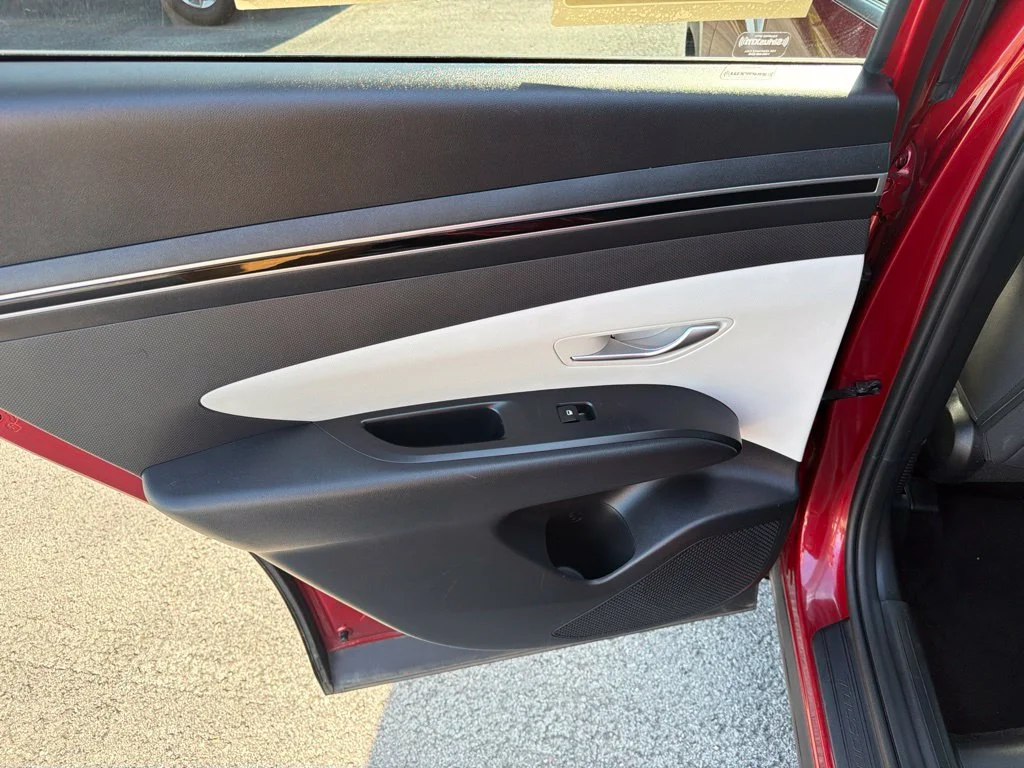 Used 2024 Red Hyundai SEL image 11