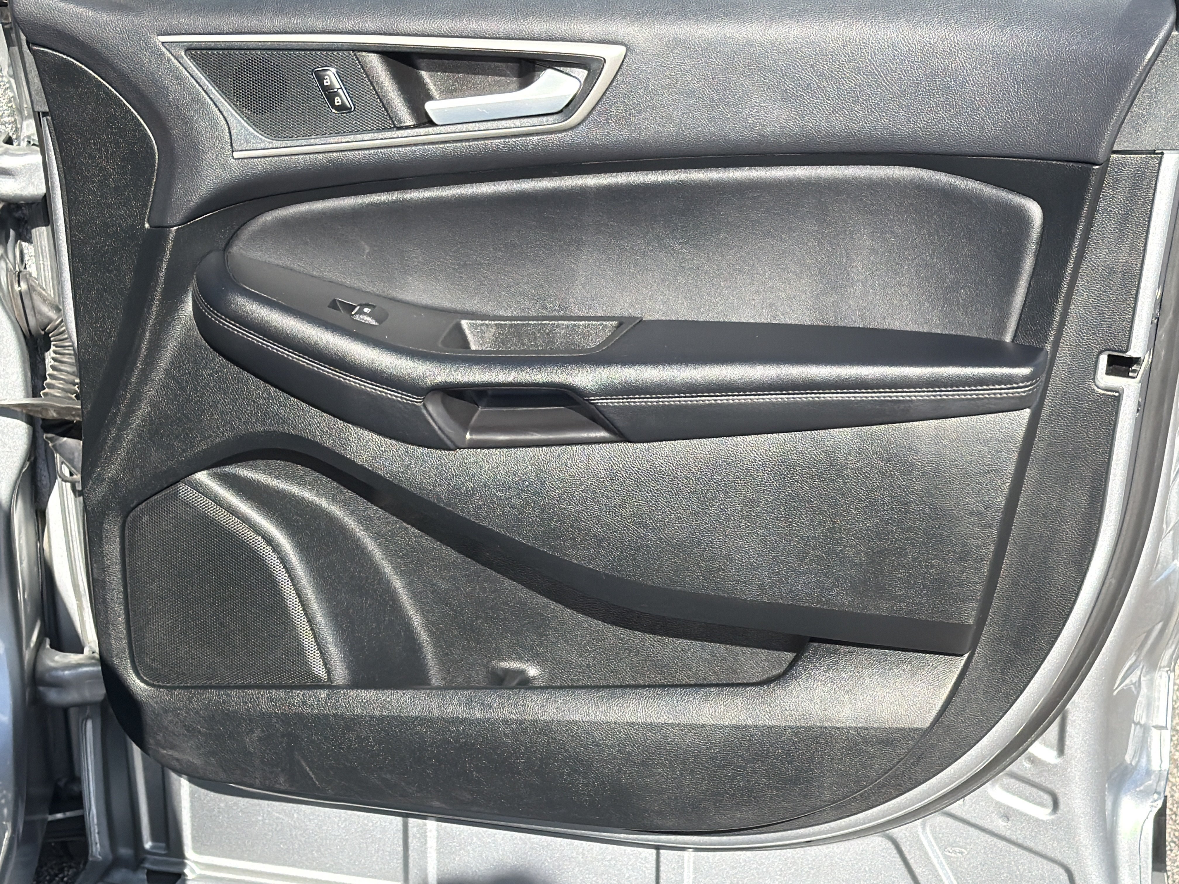 Used 2023 Silver Metallic Ford SEL image 15