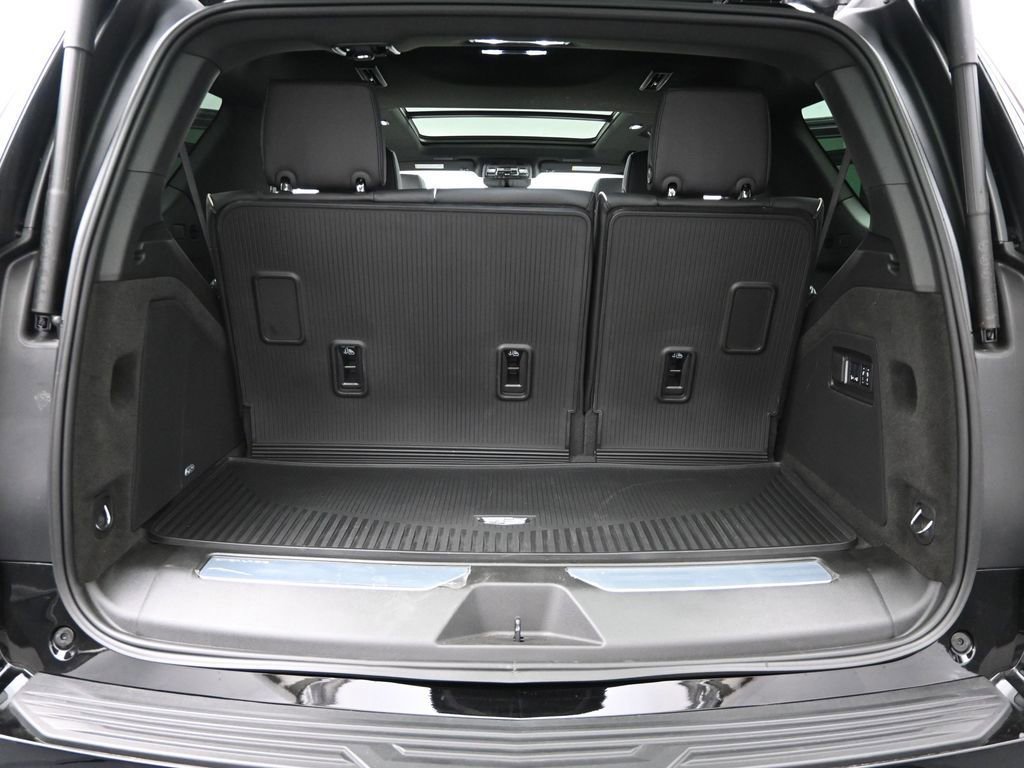 2025 Cadillac Escalade Premium Luxury - Photo 17
