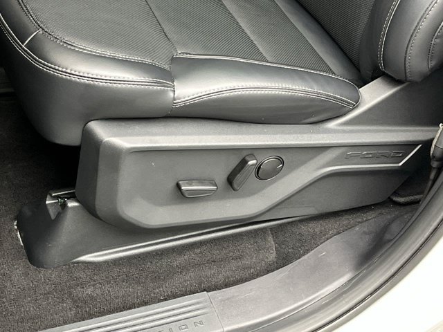 Used 2025 Star White Metallic Tri-Coat Ford Platinum image 13