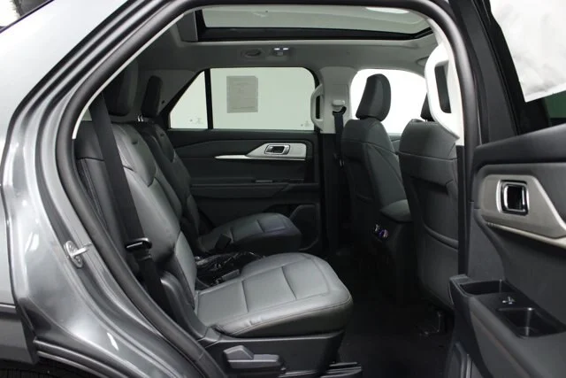 New 2026 Carbonized Gray Metallic Ford Active image 41