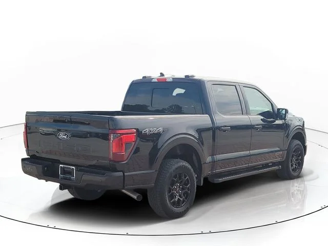 Used 2024 Black Ford XLT image 5