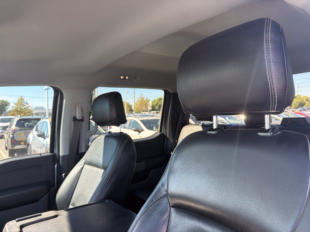Used 2023 Silver Ford XLT image 5