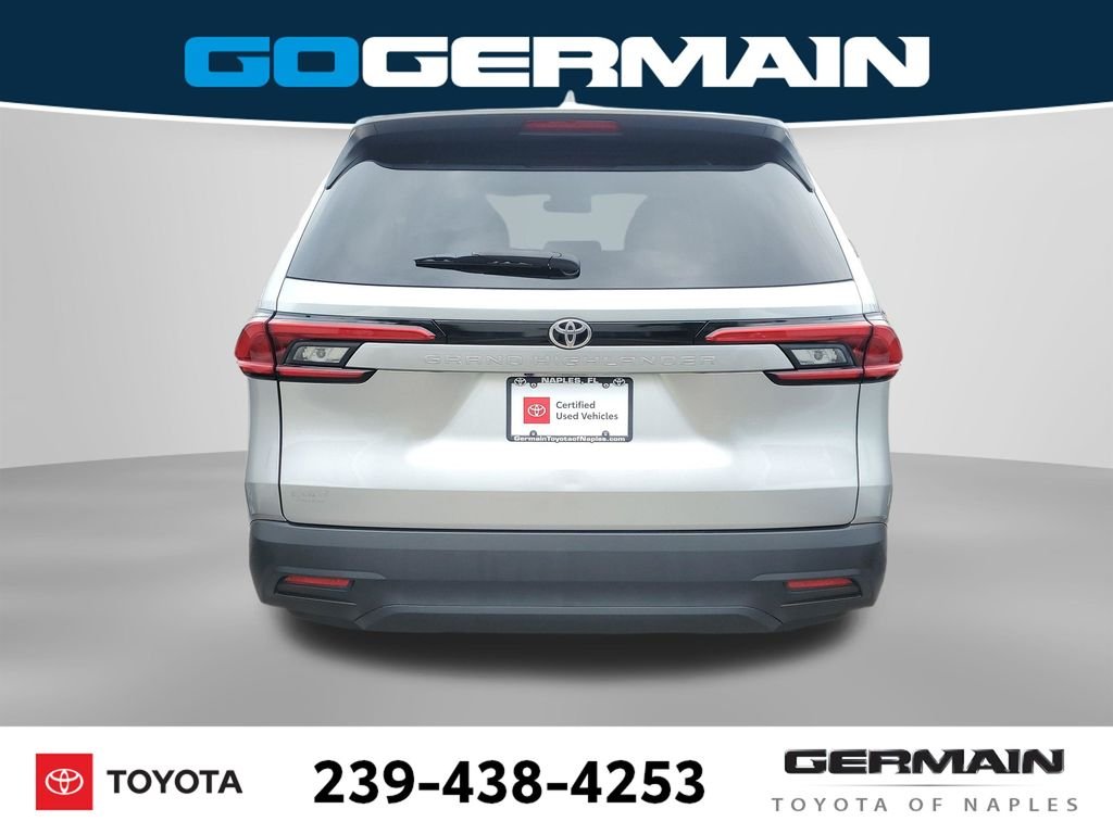 Used 2024 Silver Toyota XLE image 10