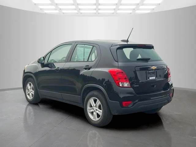 Used 2019 Black Chevrolet LS image 5