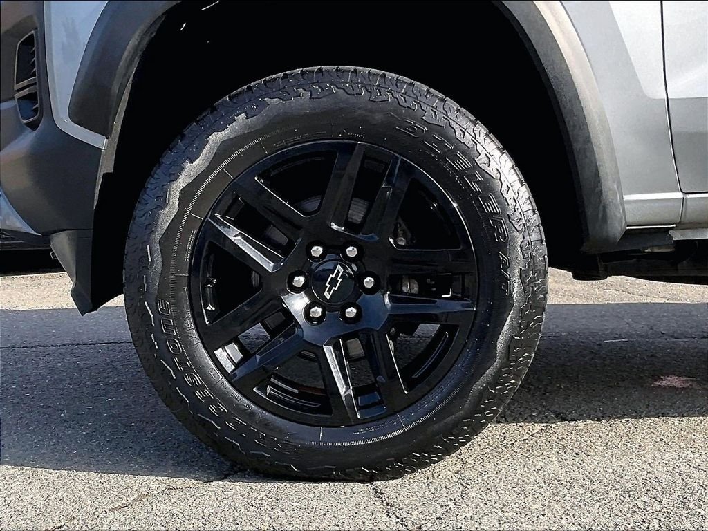 Used 2023 Gray Chevrolet Trail Boss image 7