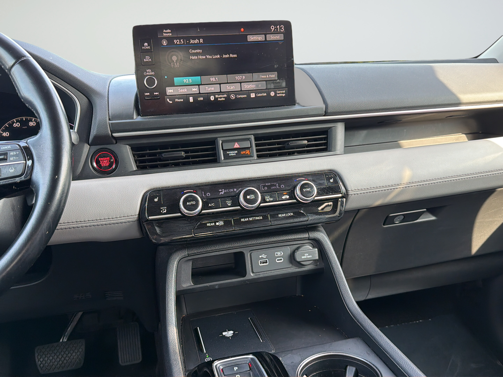 Used 2023 Silver Honda EX-L image 19