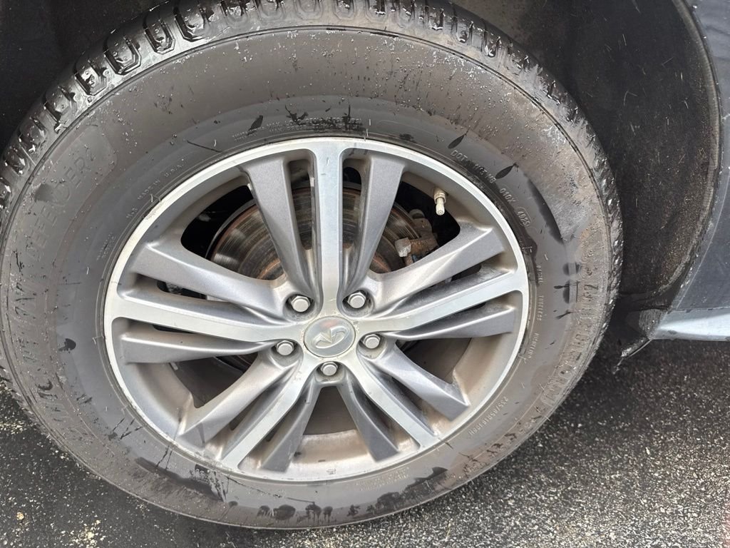 Used 2018 Black Obsidian INFINITI Base image 10