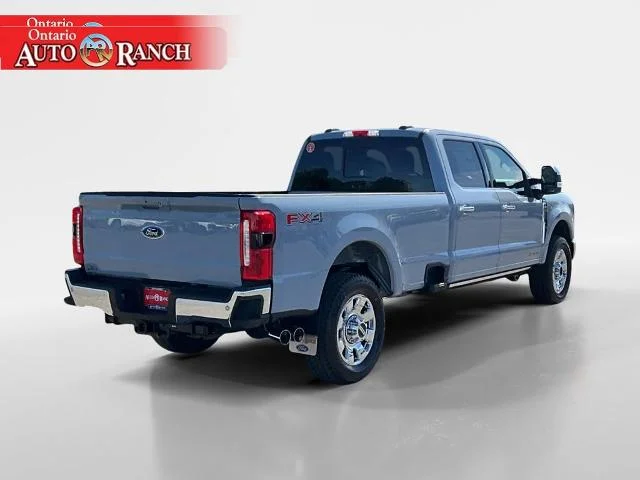 New 2026 Glacier Gray Metallic Tri-Coat Ford F-350® Lariat® image 26