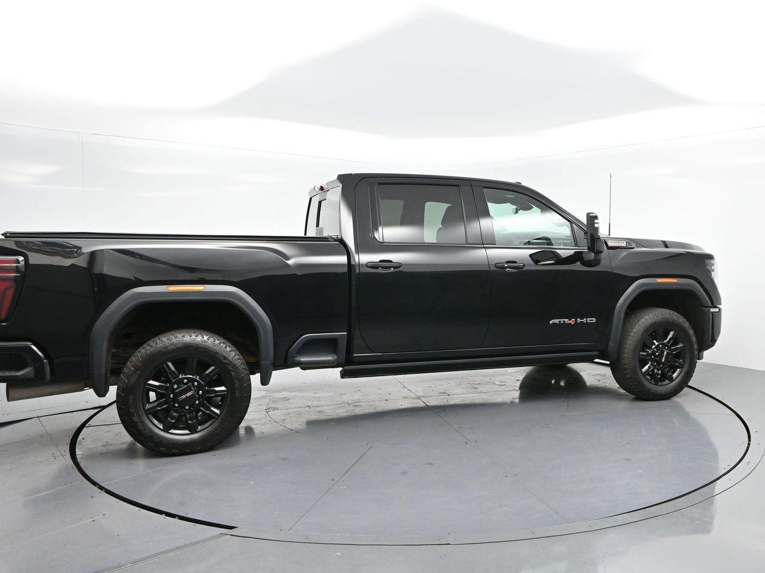 Used 2024 Onyx Black GMC AT4 image 8