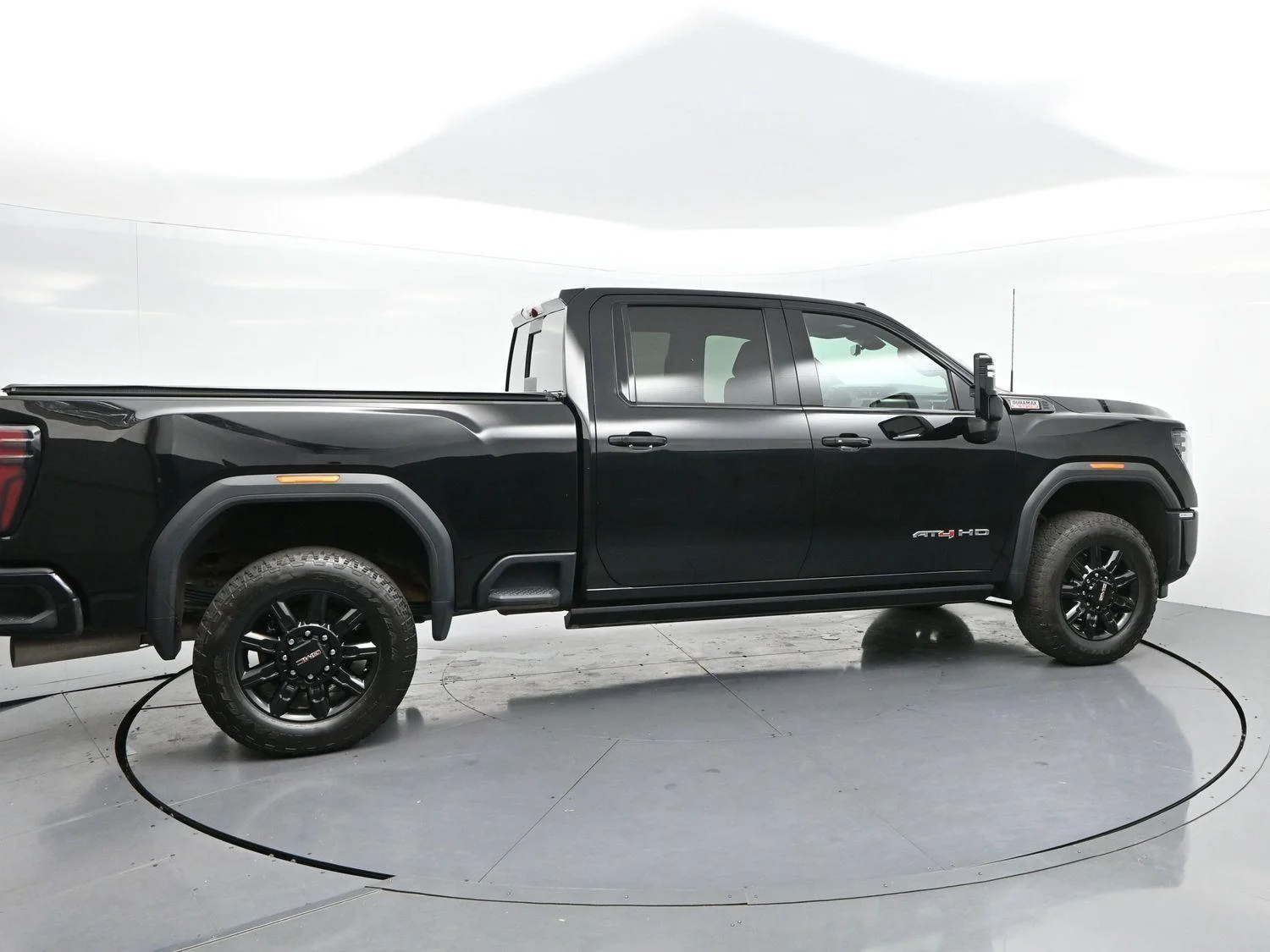Used 2024 Onyx Black GMC AT4 image 8