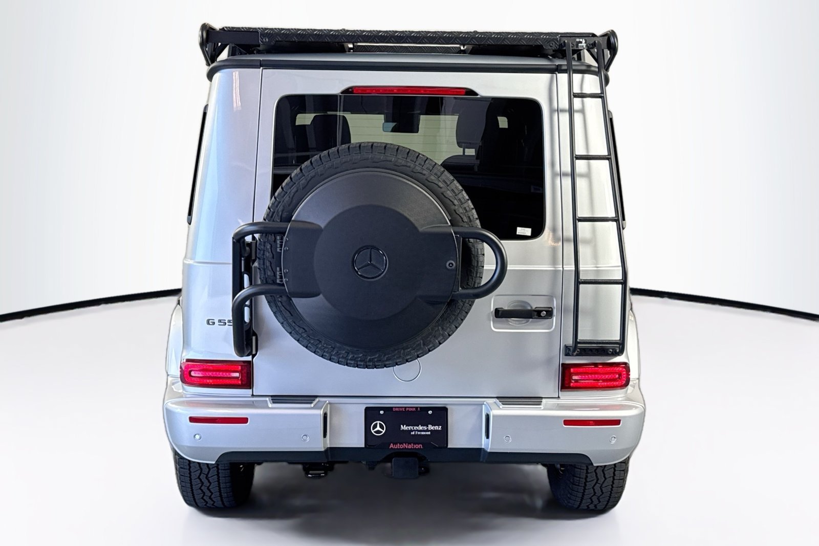 Used 2023 Iridium Silver Metallic Mercedes-Benz G 550 image 6