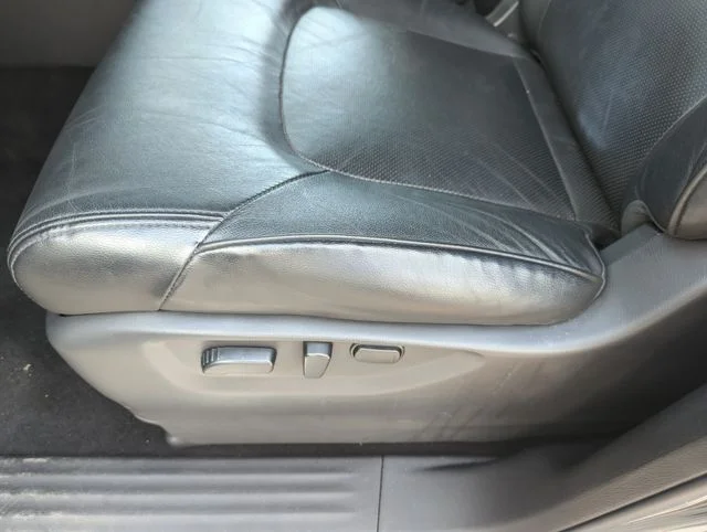 Used 2023 Gray Nissan SL image 35