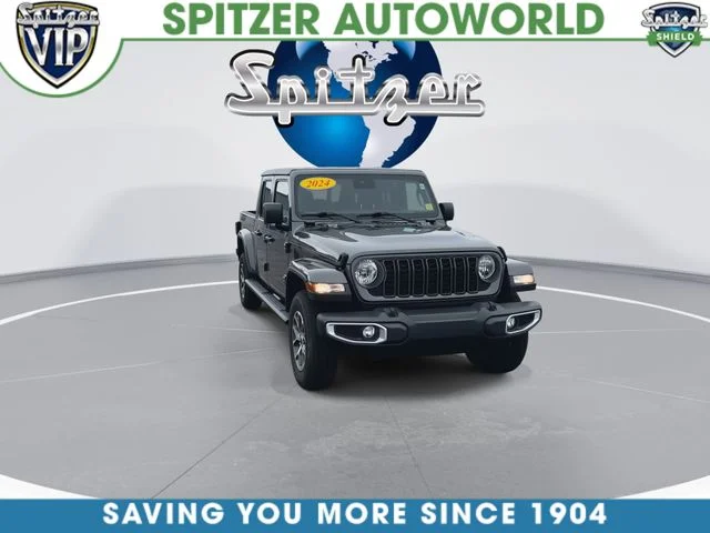 Used 2024 Gray Jeep Sport S image 3