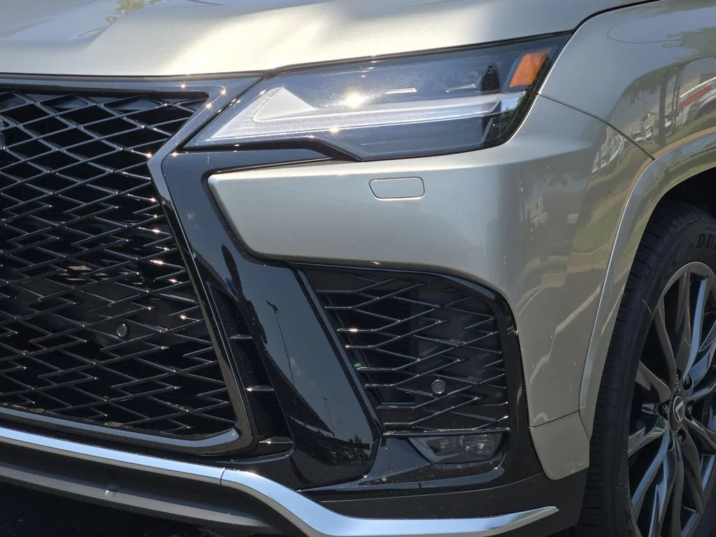 New 2026 Silver Lexus 600 F SPORT image 6
