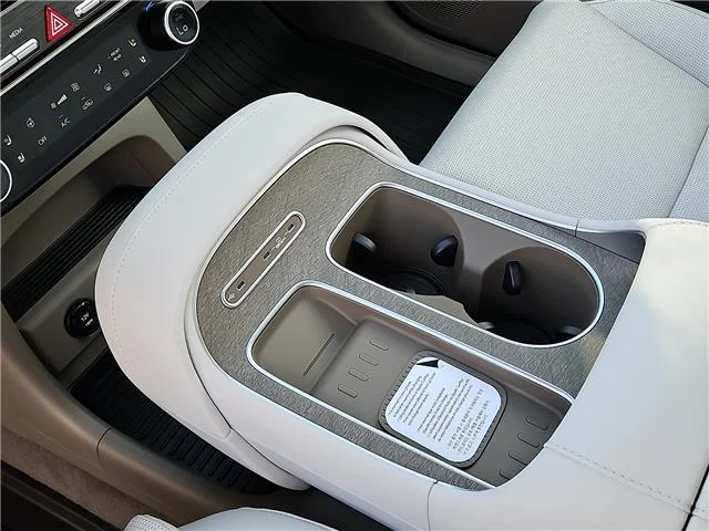 New 2026 Titan Charcoal Pearl Hyundai SEL Premium image 20