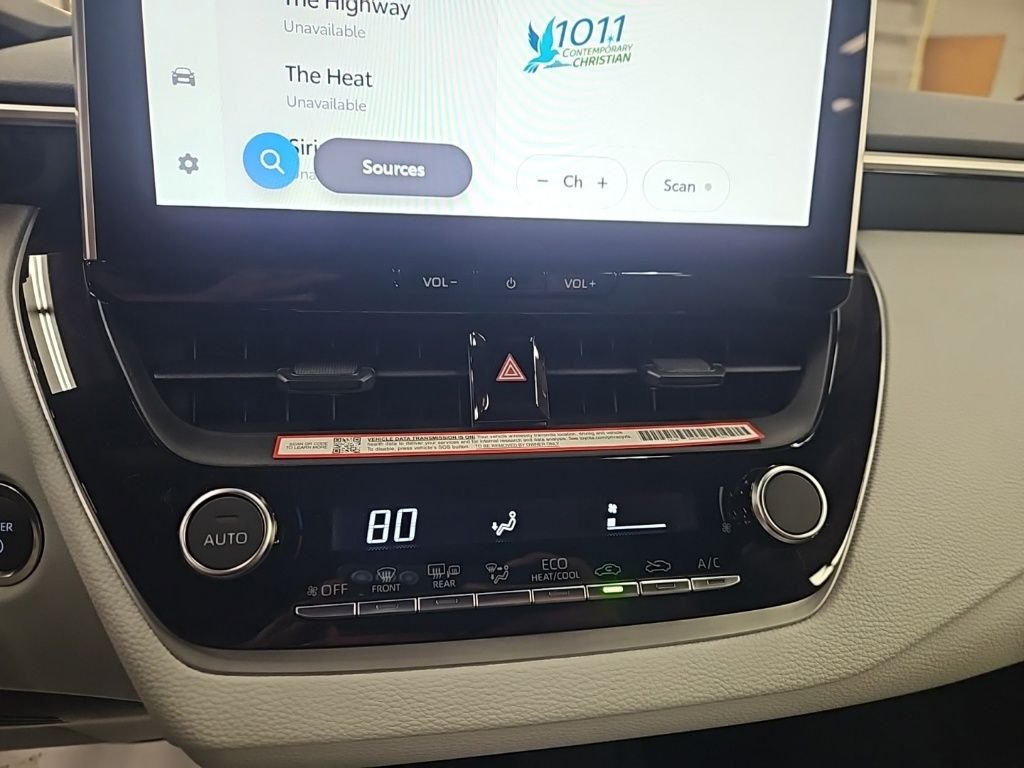 2026 Toyota Corolla SE - Photo 25