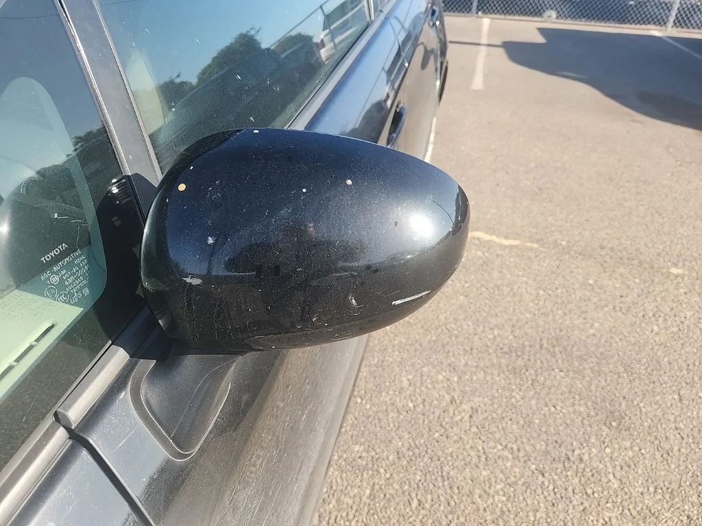 Used 2010 Black Toyota II image 7