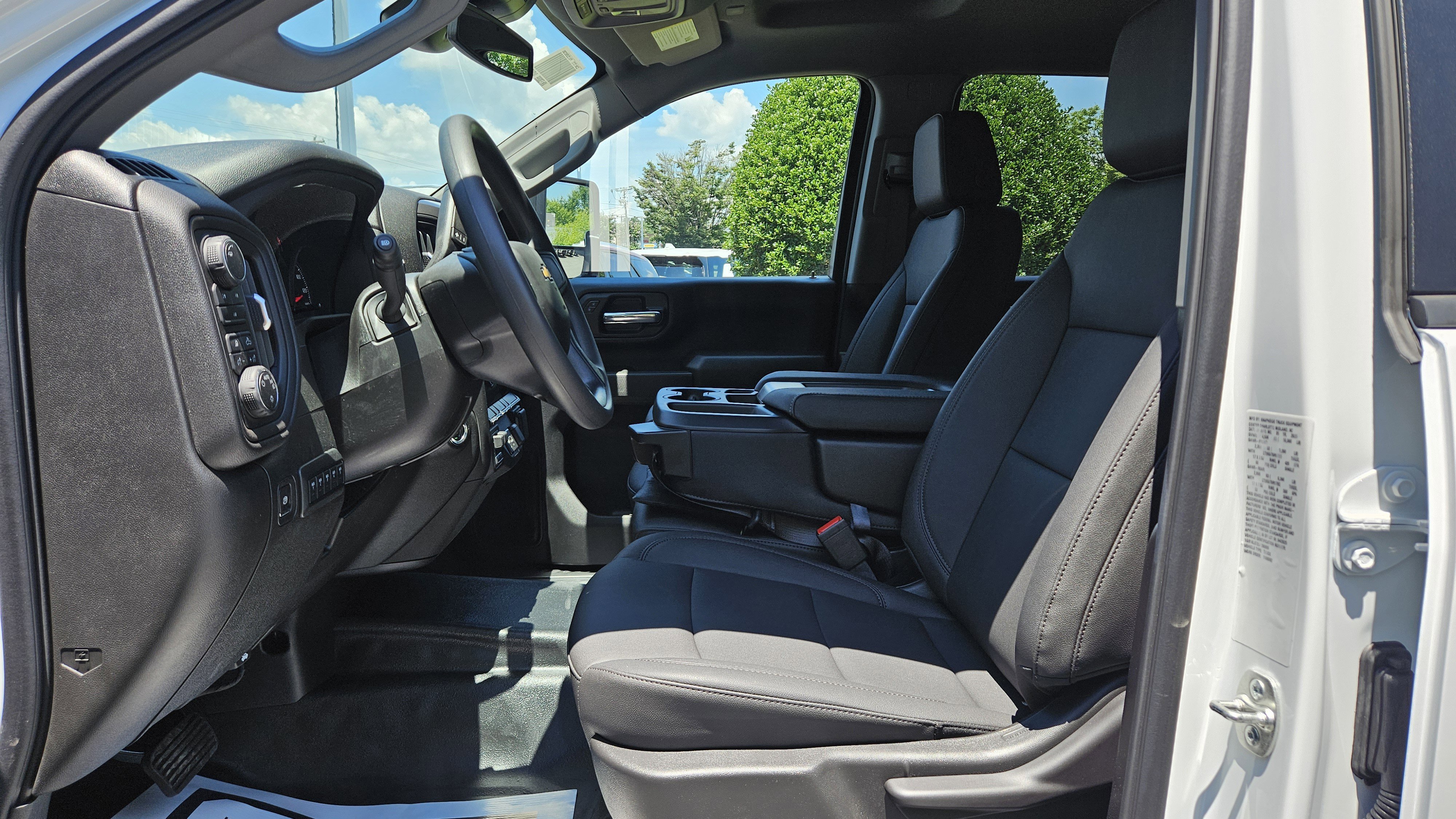 2025 Chevrolet Silverado 2500 HD Work Truck - Photo 9