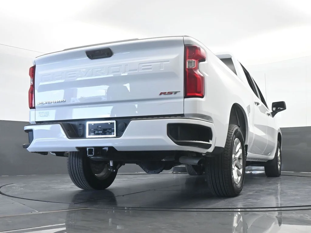 Used 2023 Summit White Chevrolet RST image 59